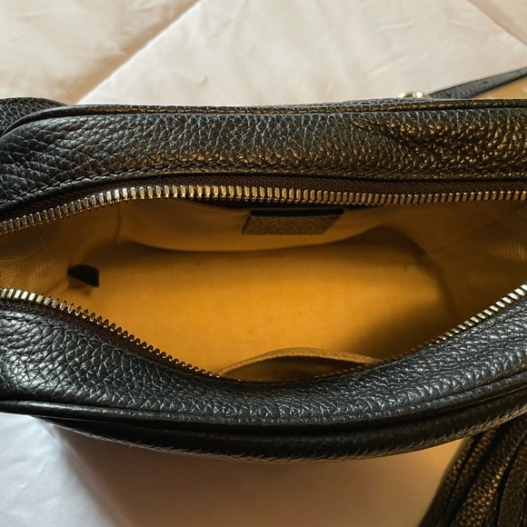 Gucci Soho Disco Crossbody - Picture 11 of 16